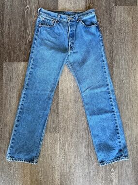 Levi's Medium Blue Straight-Leg Women's Jeans